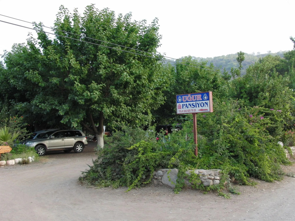 Ugur Pansiyon Çirali