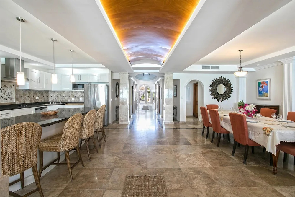 Dream Villa Simpson Bay Vittoria Beachfront