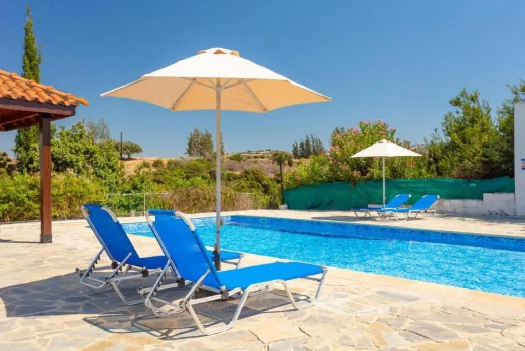 Villa Ira Finiki