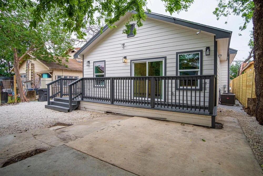 Your Dream Stay 4BR 2BA Near Downtown Riverwalk