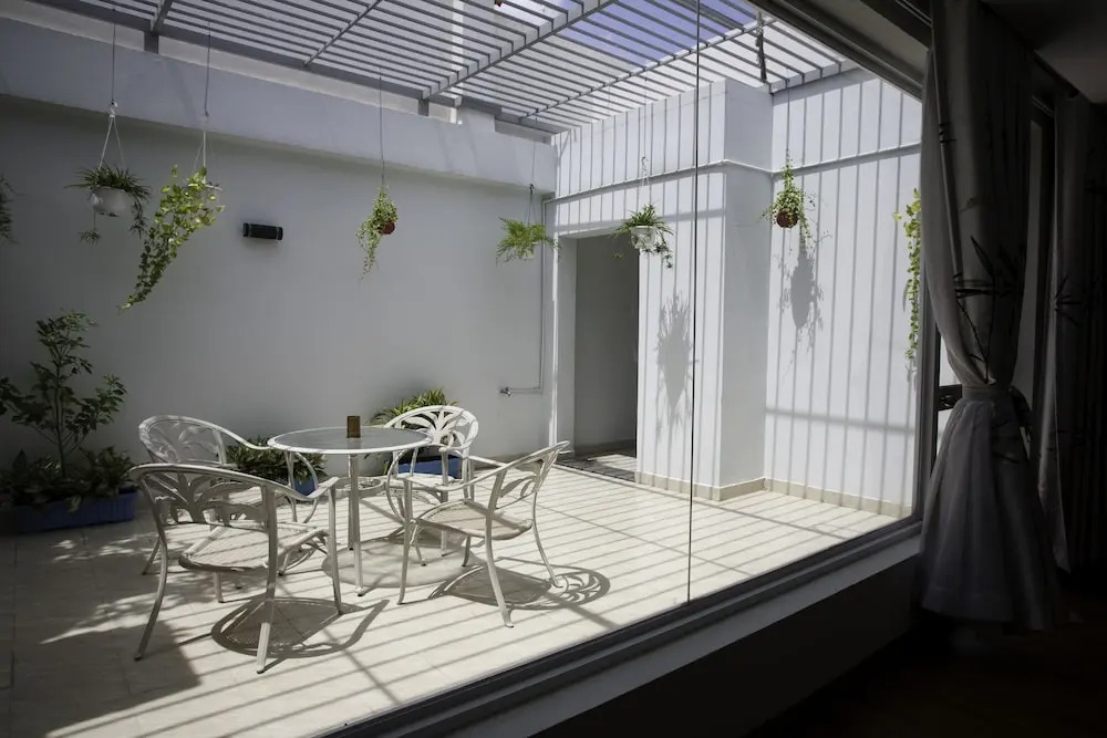 Le Soleil Central River View 3BR Apartment