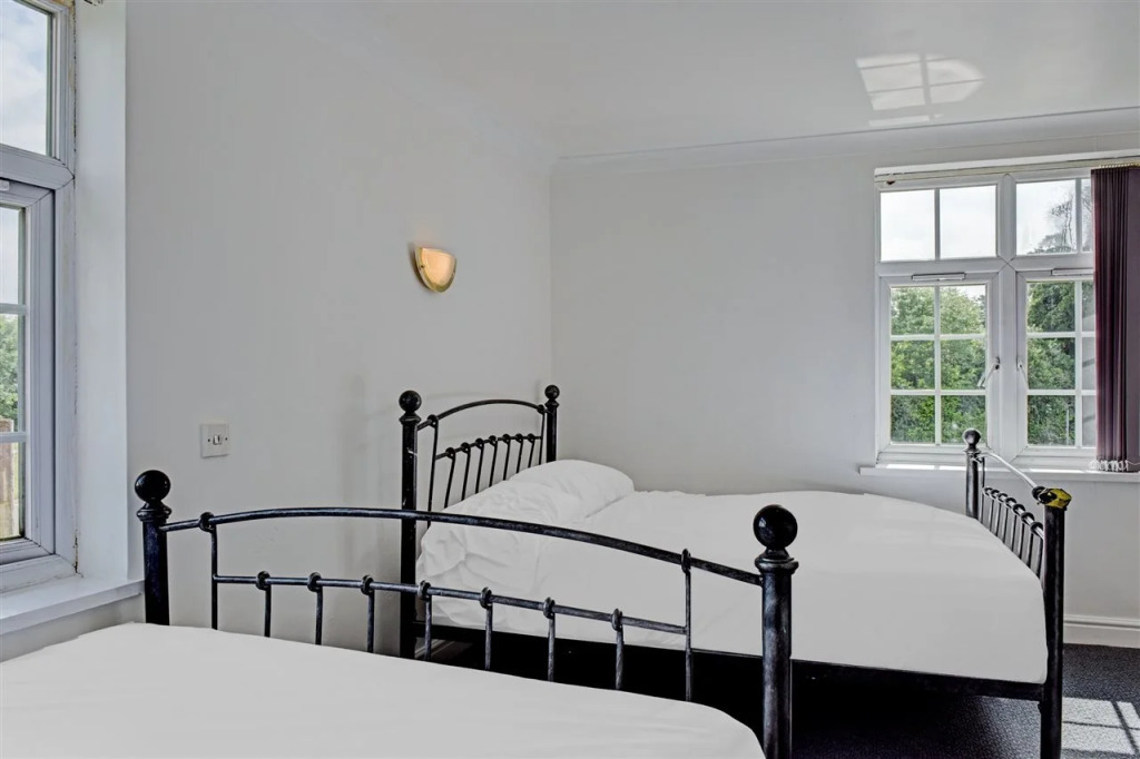 OYO the Gables Hotel, Birmingham Airport
