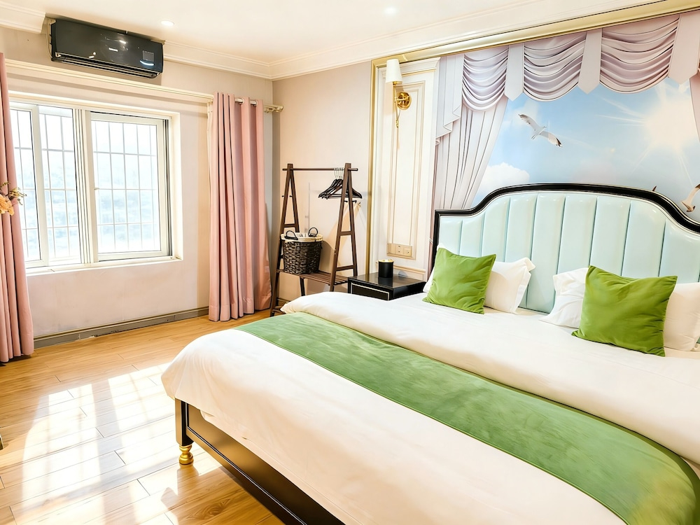 JUN YUE GRA Lagos hotel