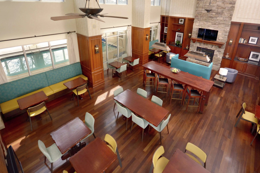 Hampton Inn & Suites Clinton