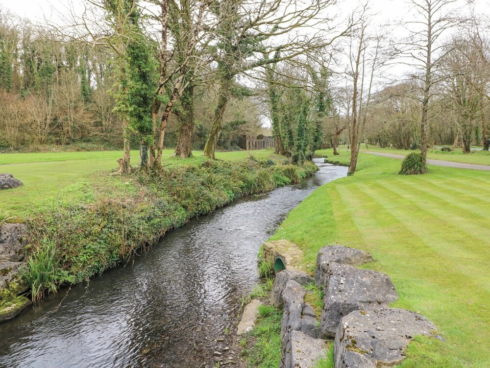 Touchwood Lodge