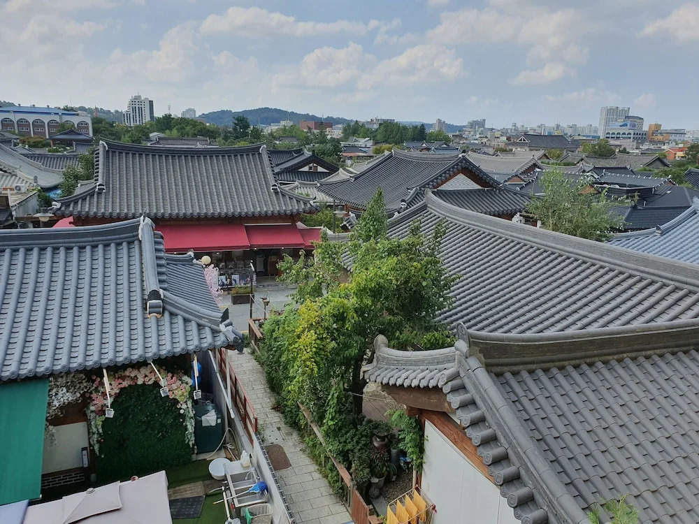 Millennial Morning Hanok Jeonju