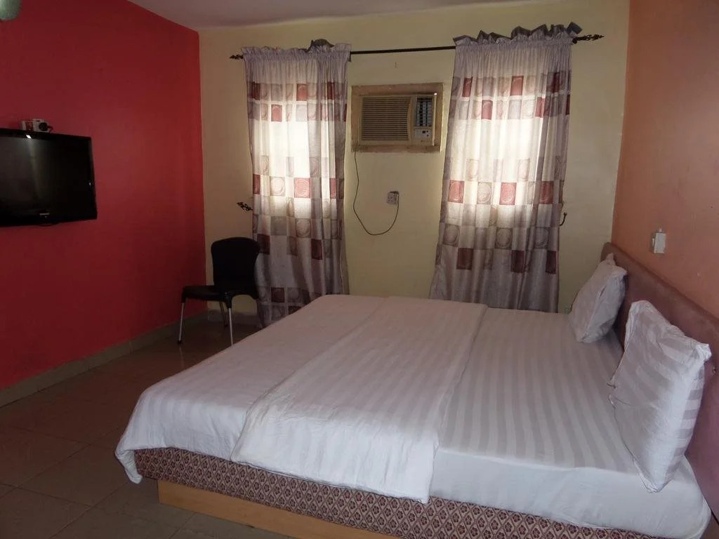 Larex International Hotel
