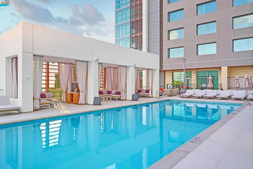 JW Marriott, Anaheim Resort