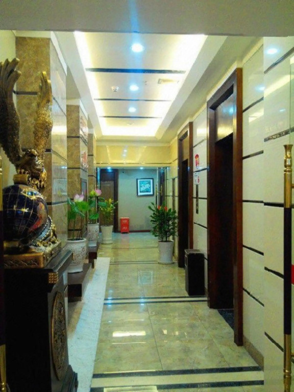 Zhongxian Qiaolin Hotel
