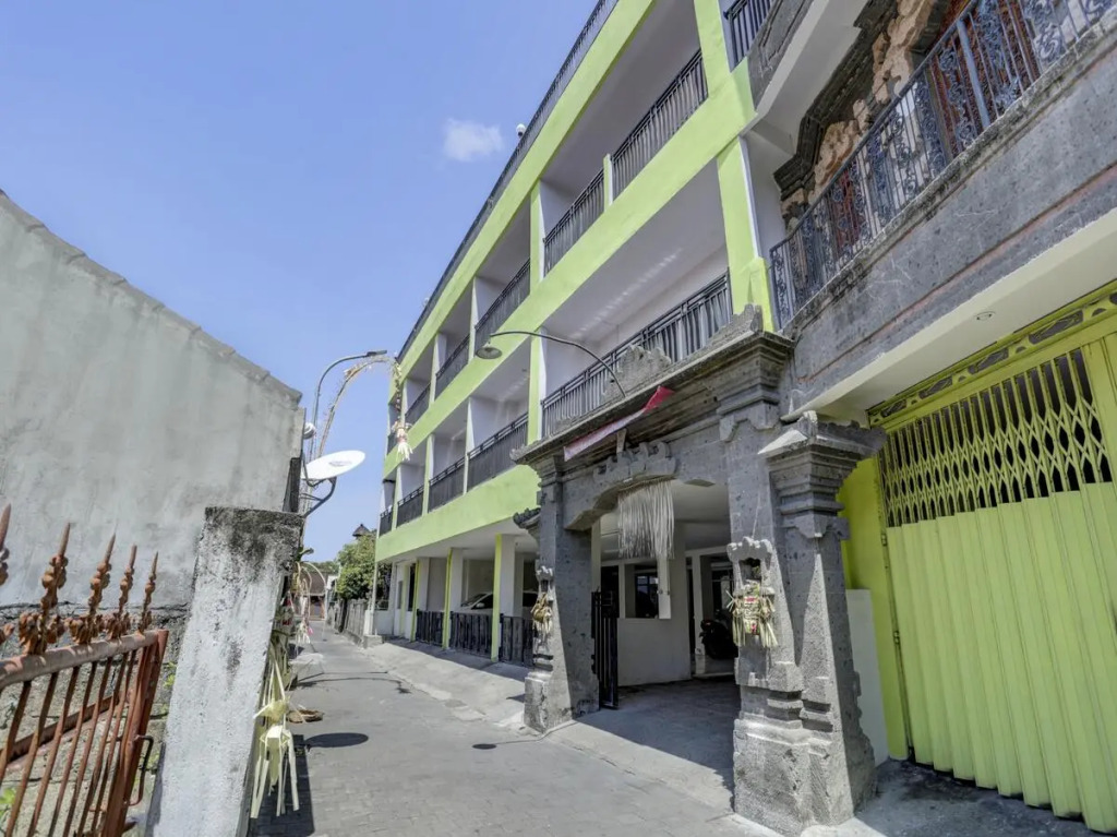 OYO 3950 The Ratna Hotel