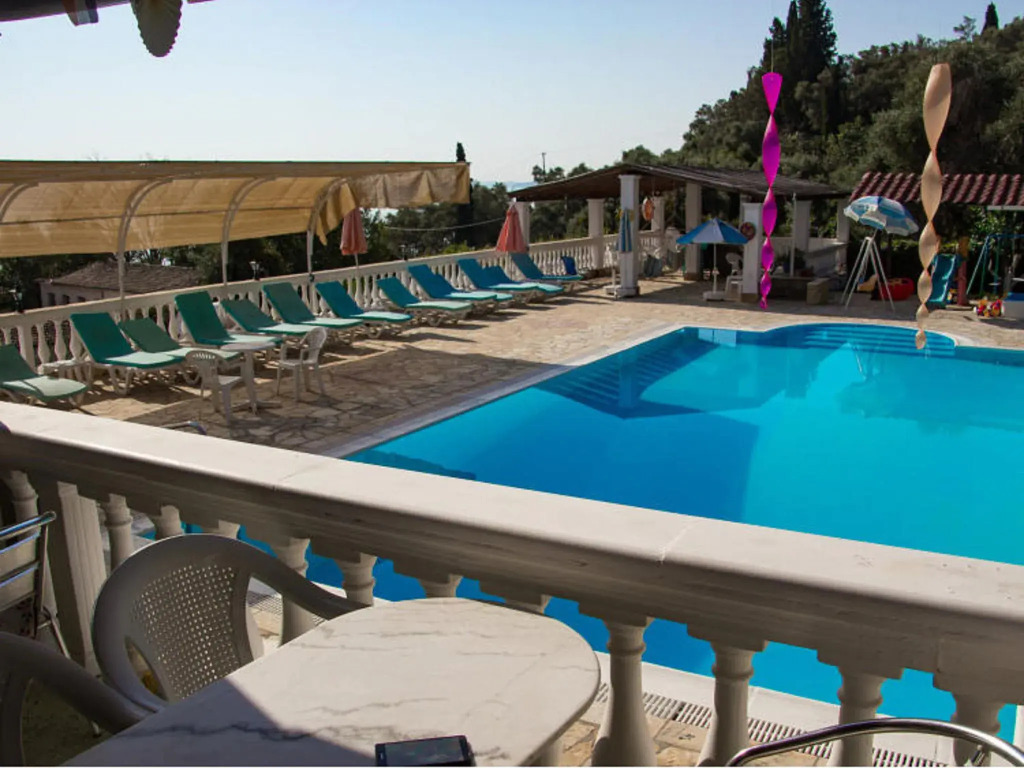 Appealing apartment in Mpenitses with pool