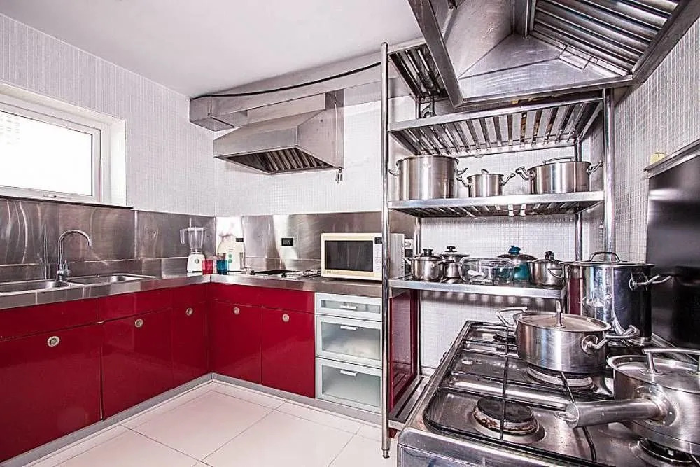 Pratumnak Argyle Villa 8 Beds