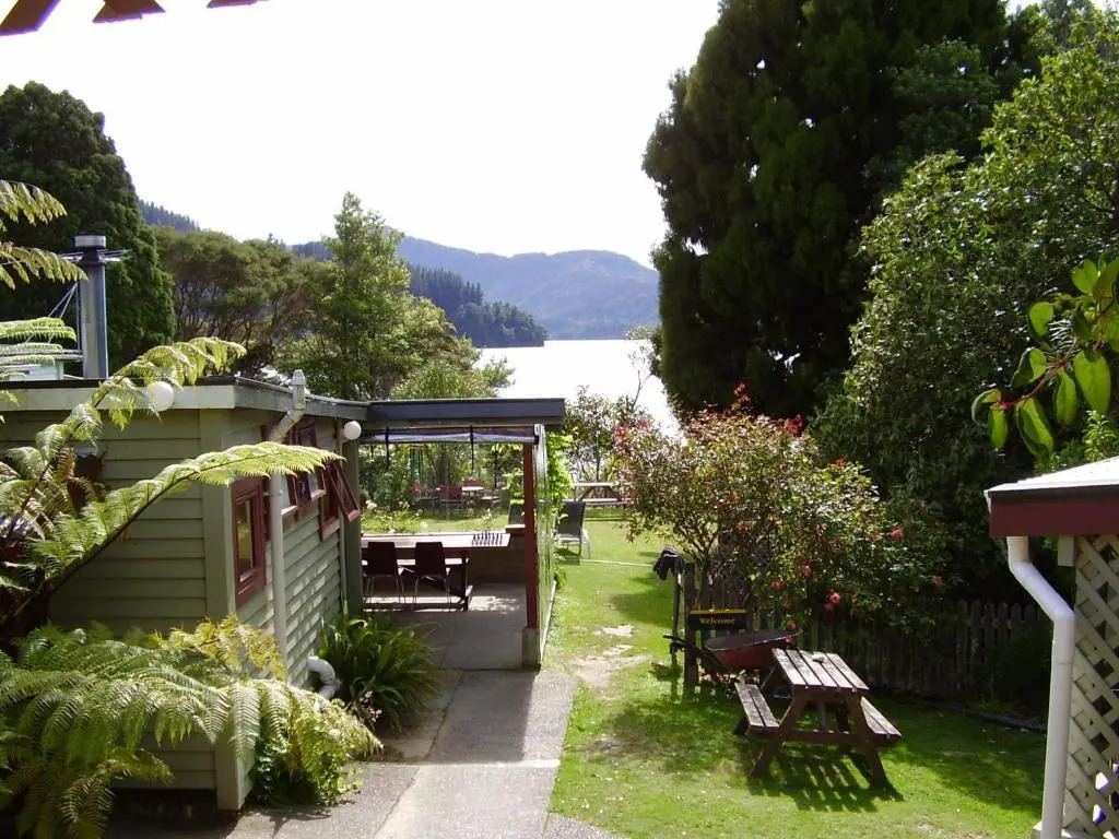 Hopewell Lodge