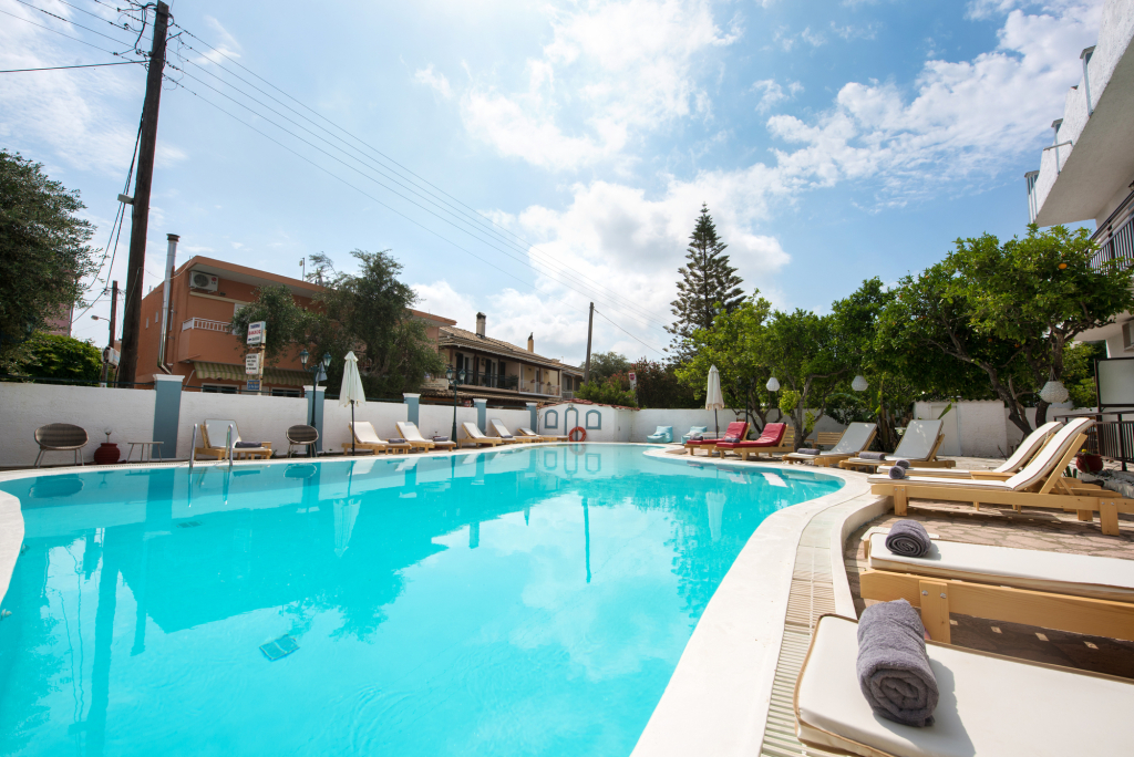 Aquarius Beach Hotel