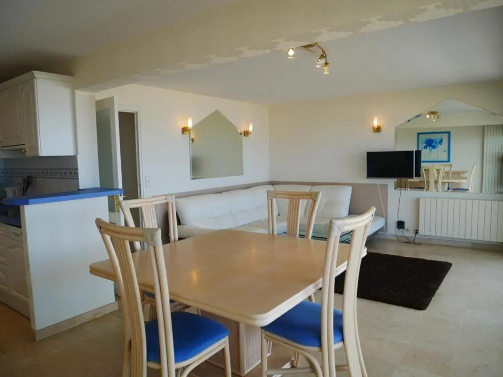 Appartement Quiberon, 3 pièces, 4 personnes - FR-1-478-37