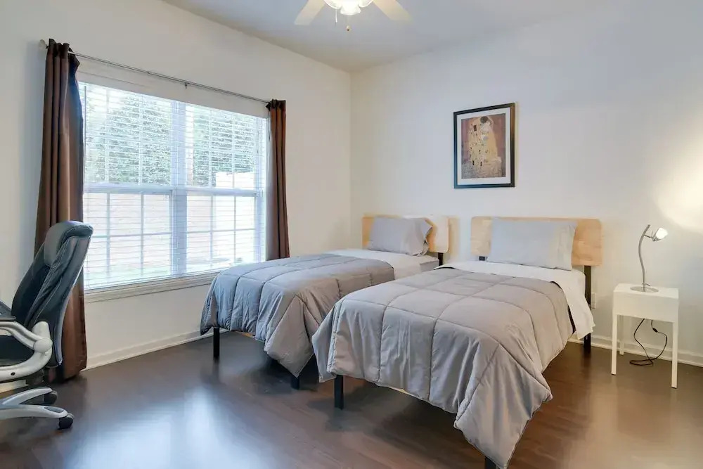 Inviting High Point Townhome With Patio + Privacy!