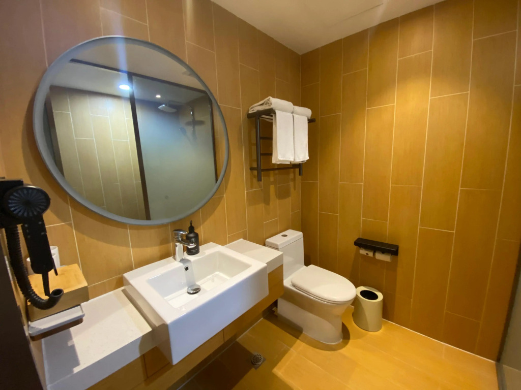 JI Hotel (Shanghai Jiangqiao National Exhibition Center Jiayi Road Subway Station)