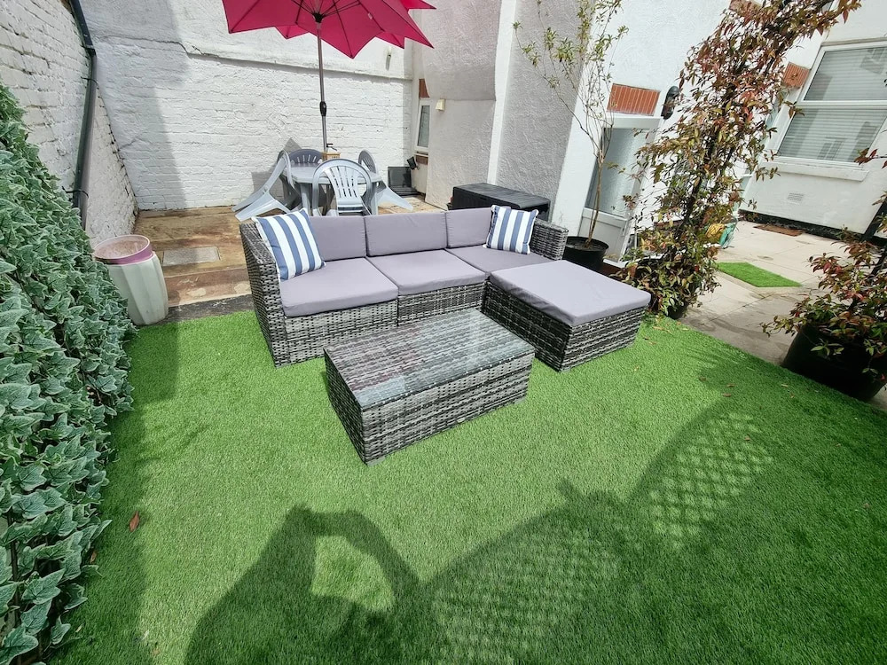 The Hideaway ll /enclosed Garden/quiet/central