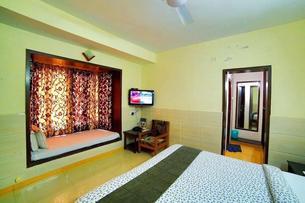 Samiralok Hotel