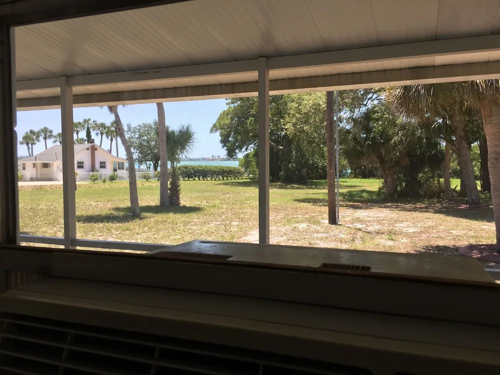 Englewood Lighthouse Resort