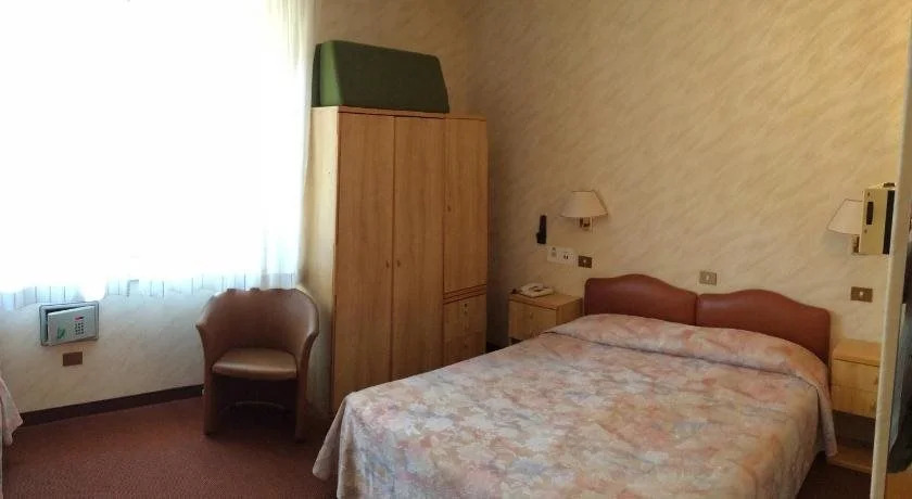 Eden Hotel