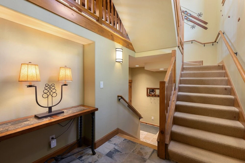 66 Thackwell Lane 4 Bedroom Townhouse by RedAwning