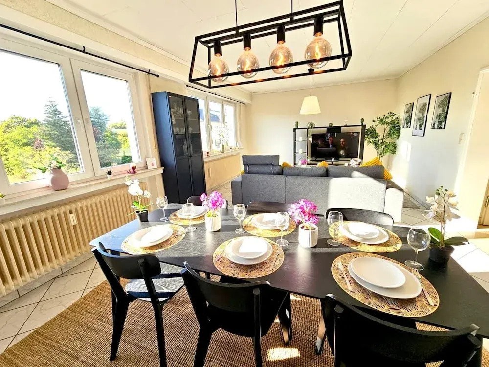 Chic Urban Stay 2BR with parking