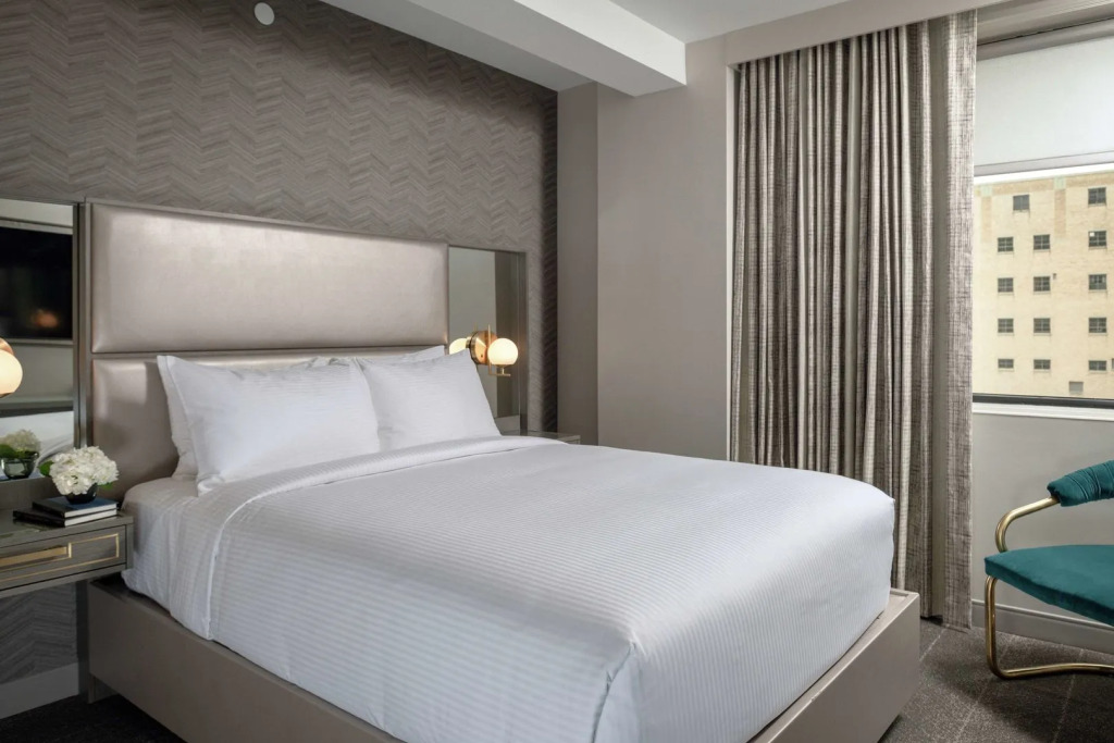 Tulsa Club Hotel Curio Collection By Hilton