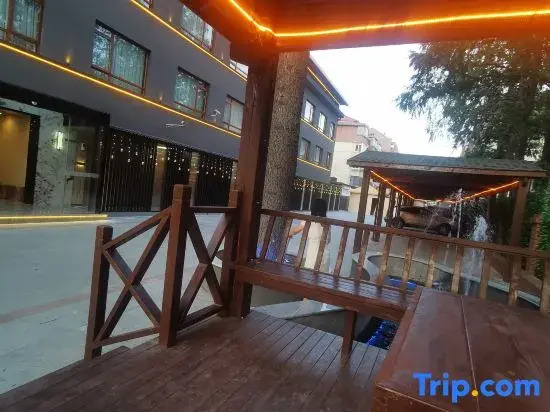 Shanghai Songjiang Yunjian Grain Store Guyan Hotel