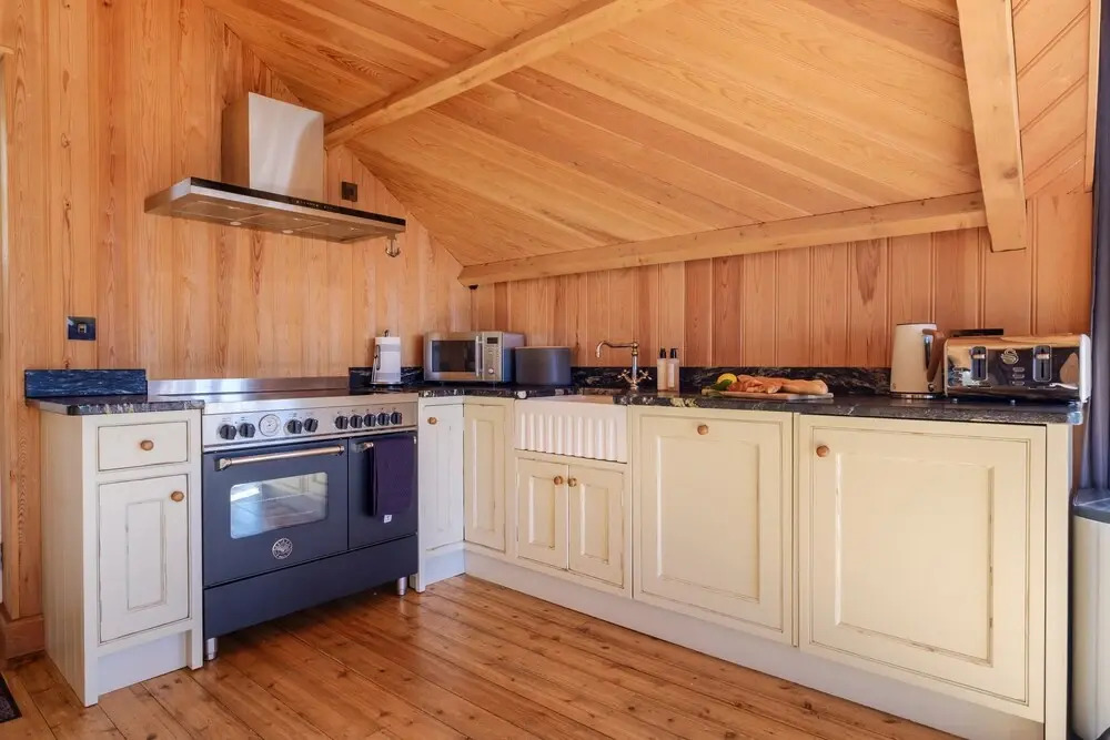 Lilymere Boat House
