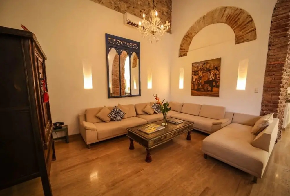 w Magnificent 6BR House w AC in Cartagena