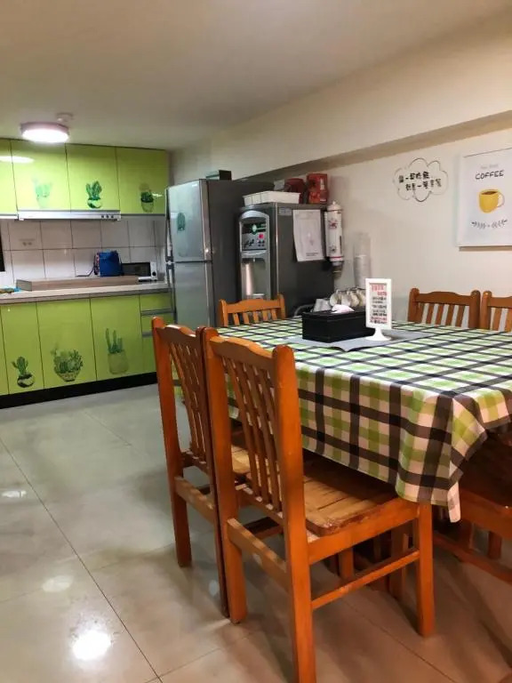 依藍2館