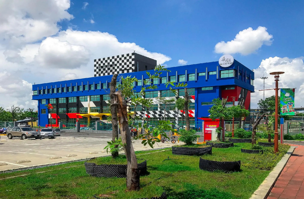 Hu House