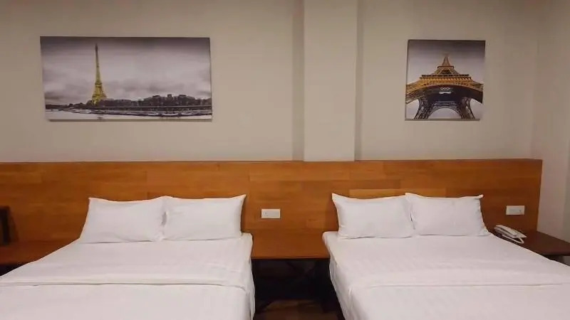 VISTA HOTEL