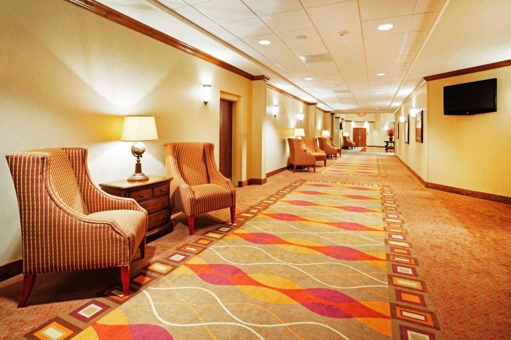 The Ramsey Hotel and Convention Center Pigeon Forge