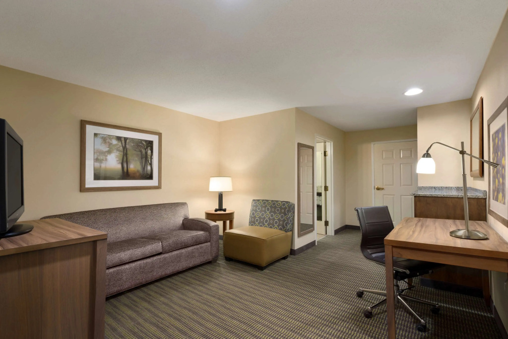 Country Inn & Suites Williamsburg