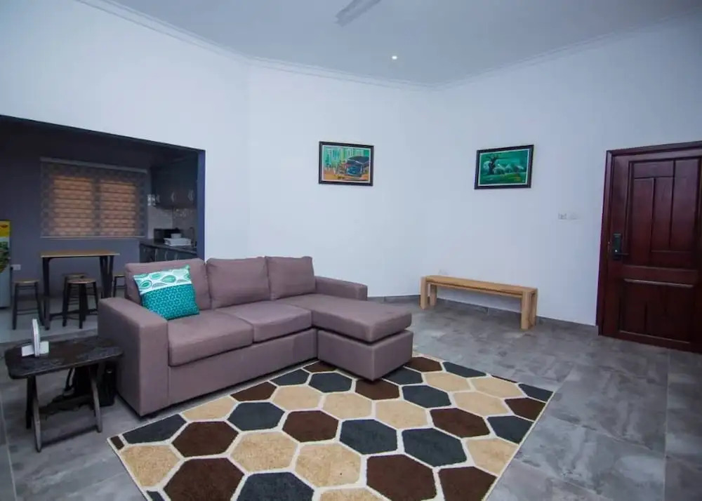 The Blank Lounge & Apartment