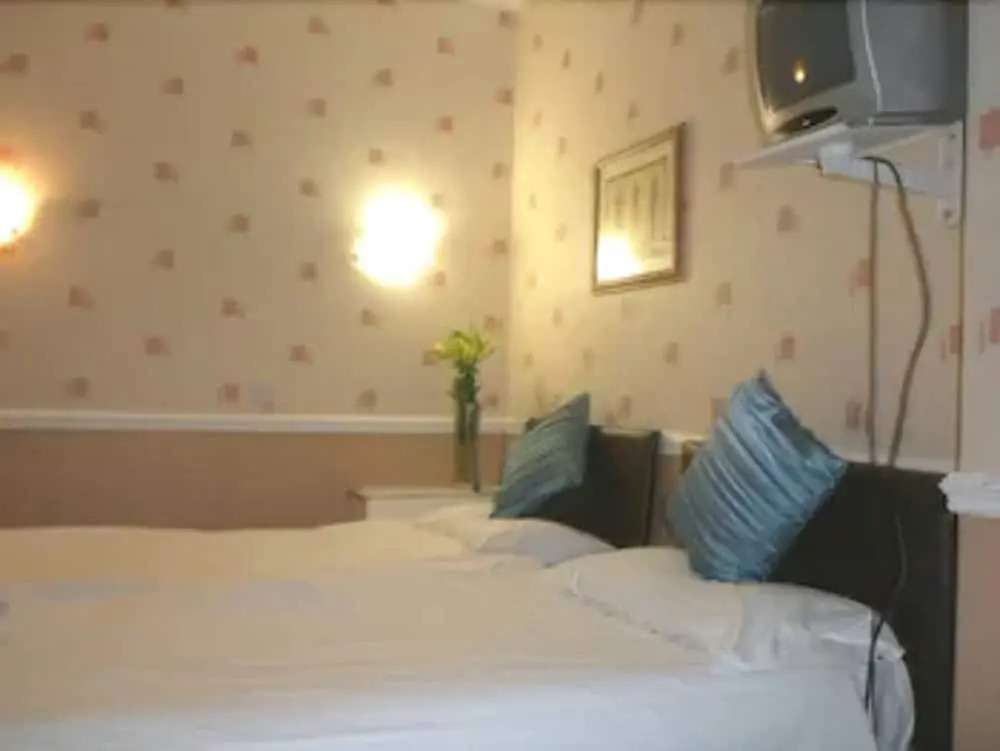The Merchants Hotel