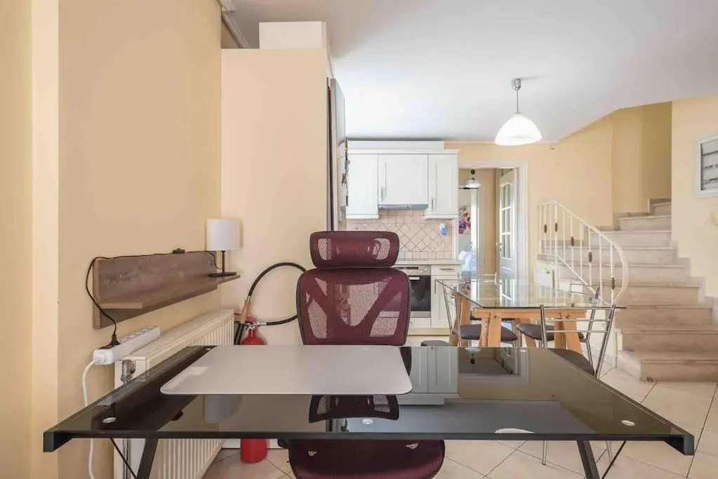Saronis seaview 2bdr residence 500m from the beach