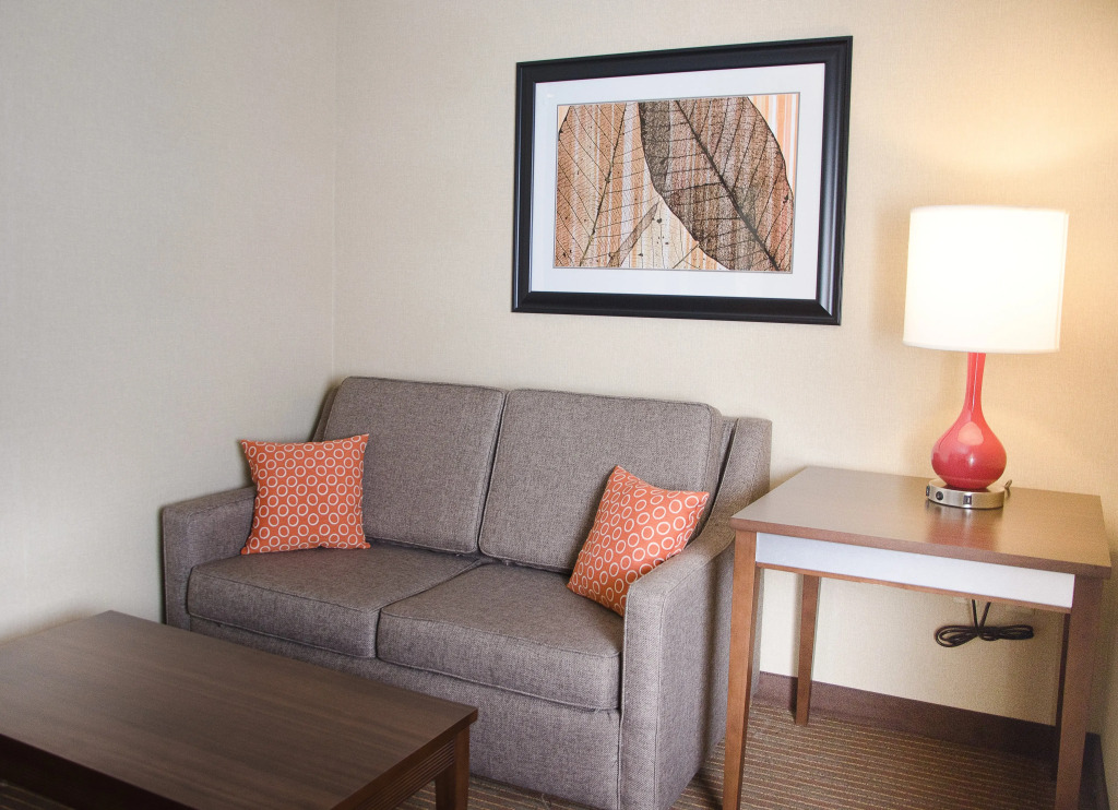 Holiday Inn Express Hotel & Suites Watertown - Thousand Islands by IHG