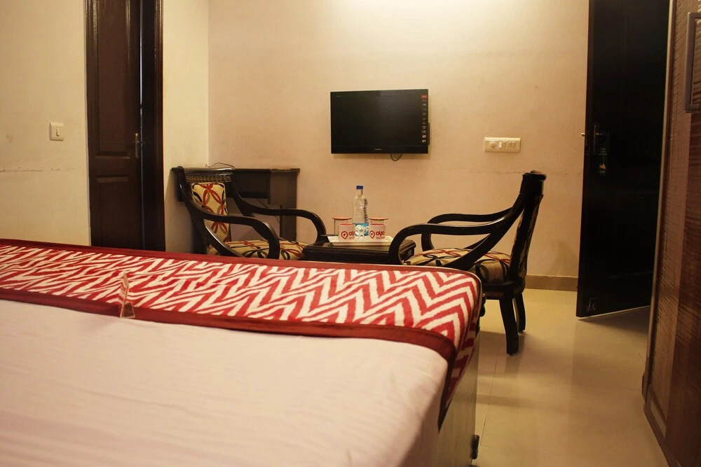 OYO 1262 Apartment near Medanta