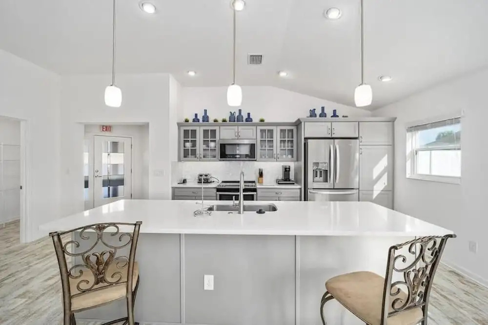 561g Massive Newly Built 3 Bedroom