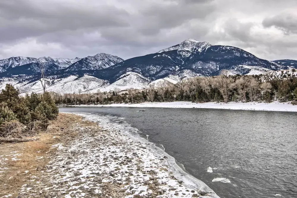 Inviting Townhome: 30 Mi to Yellowstone NP