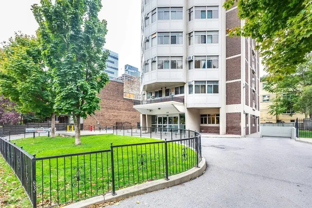 Budget Friendly Suites in Downtown Toronto III