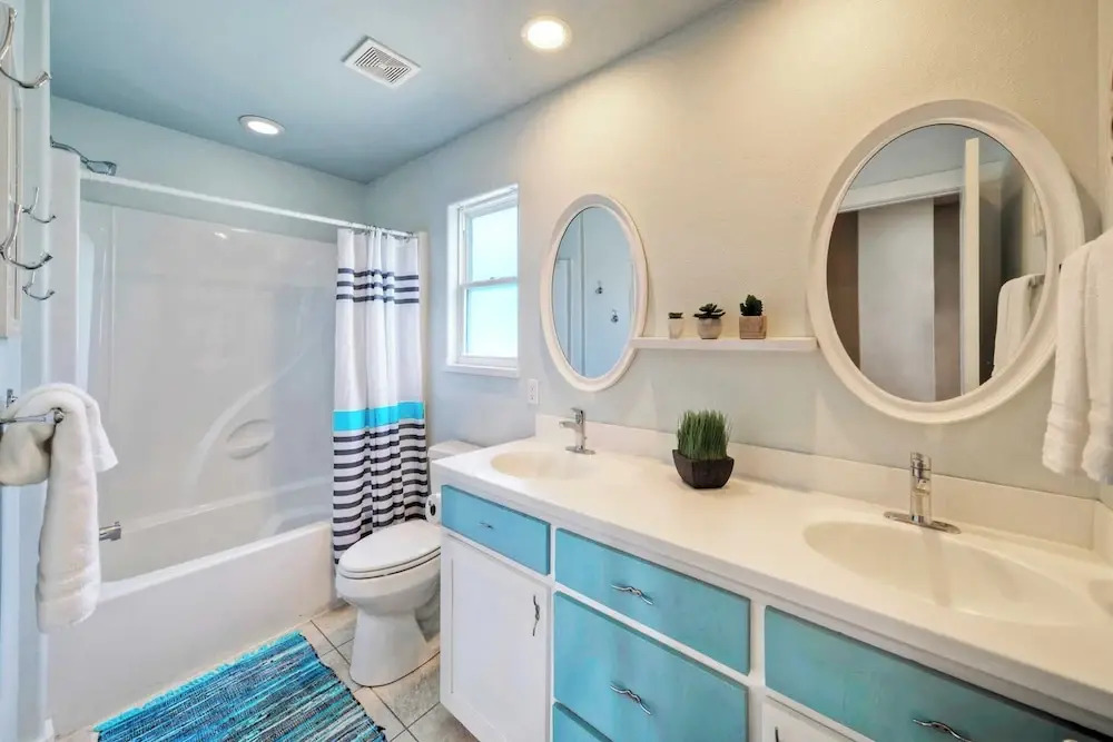 Gated Community w/ Pool 5mins to Beach Latitude Adjustment by Avantstay