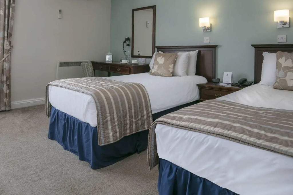 Sleeping Bear Hotels Dorchester