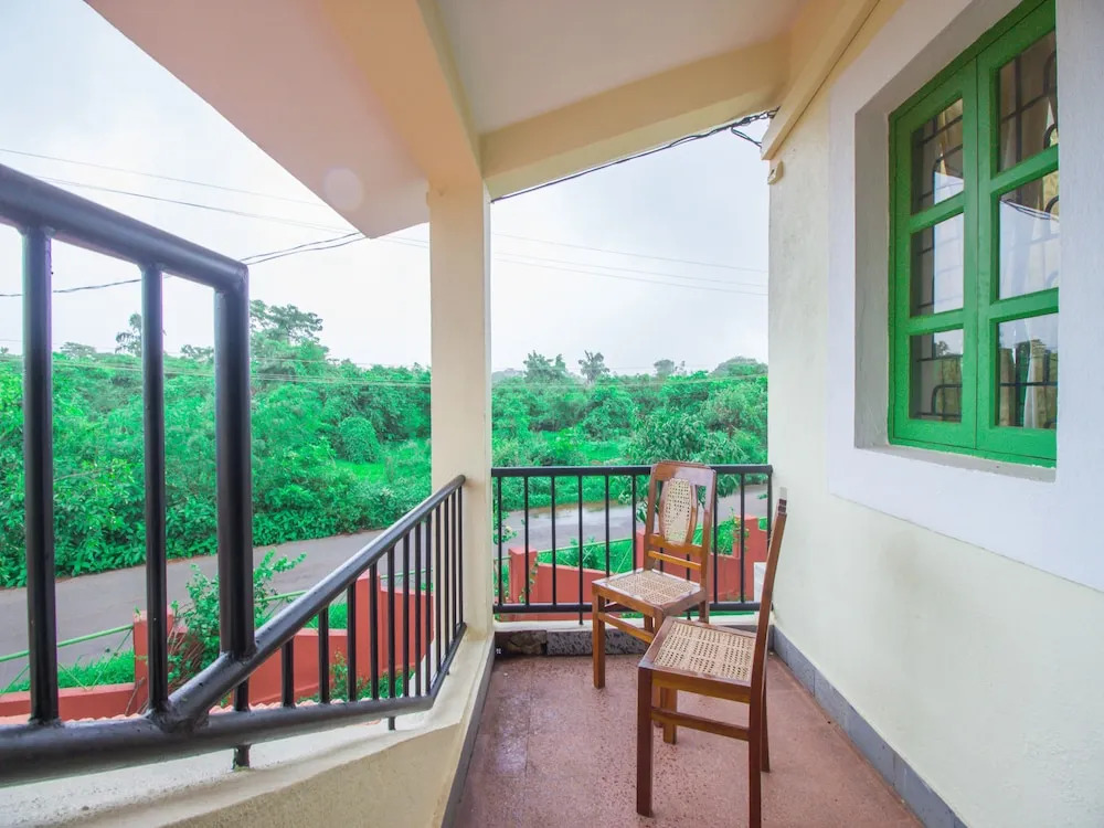 OYO 14905 Home Splendid Farmstay Verna