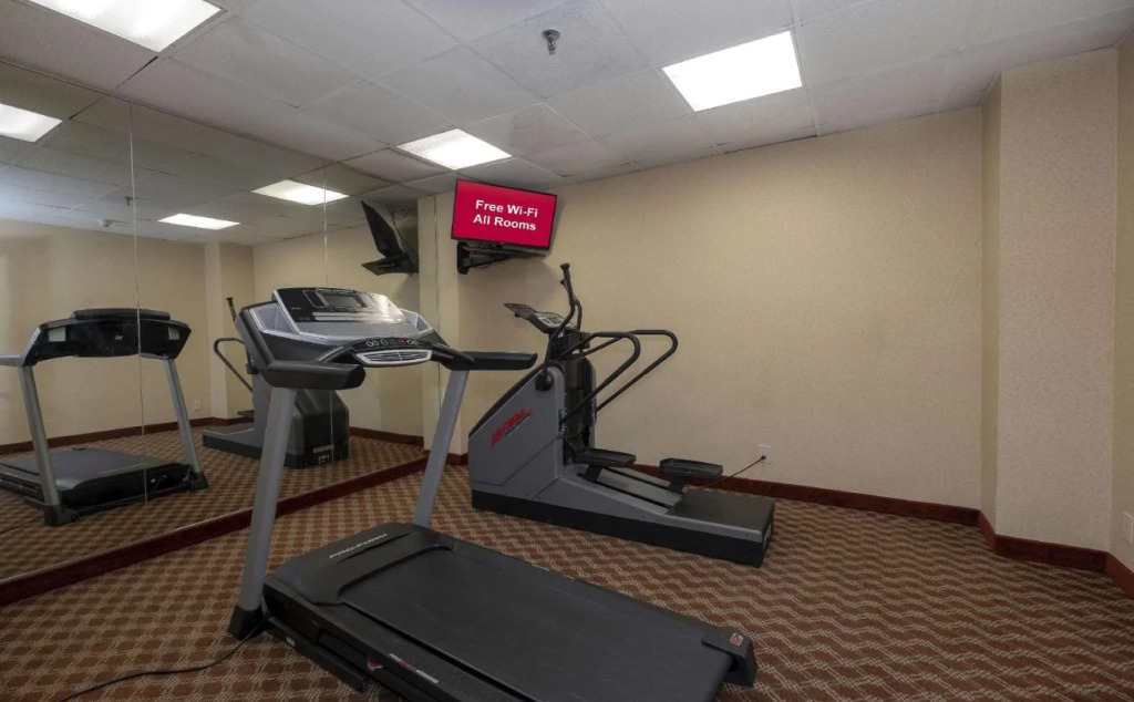 Red Roof Inn and Suites Newark - University
