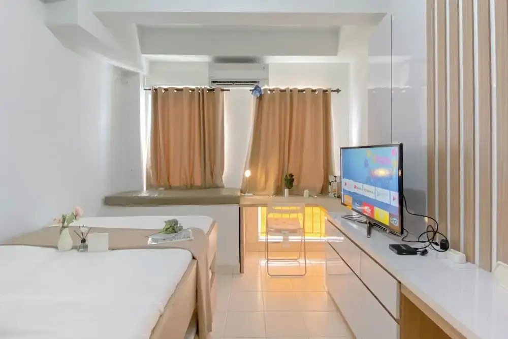 Good Deal And Strategic Studio At Patraland Urbano Apartment
