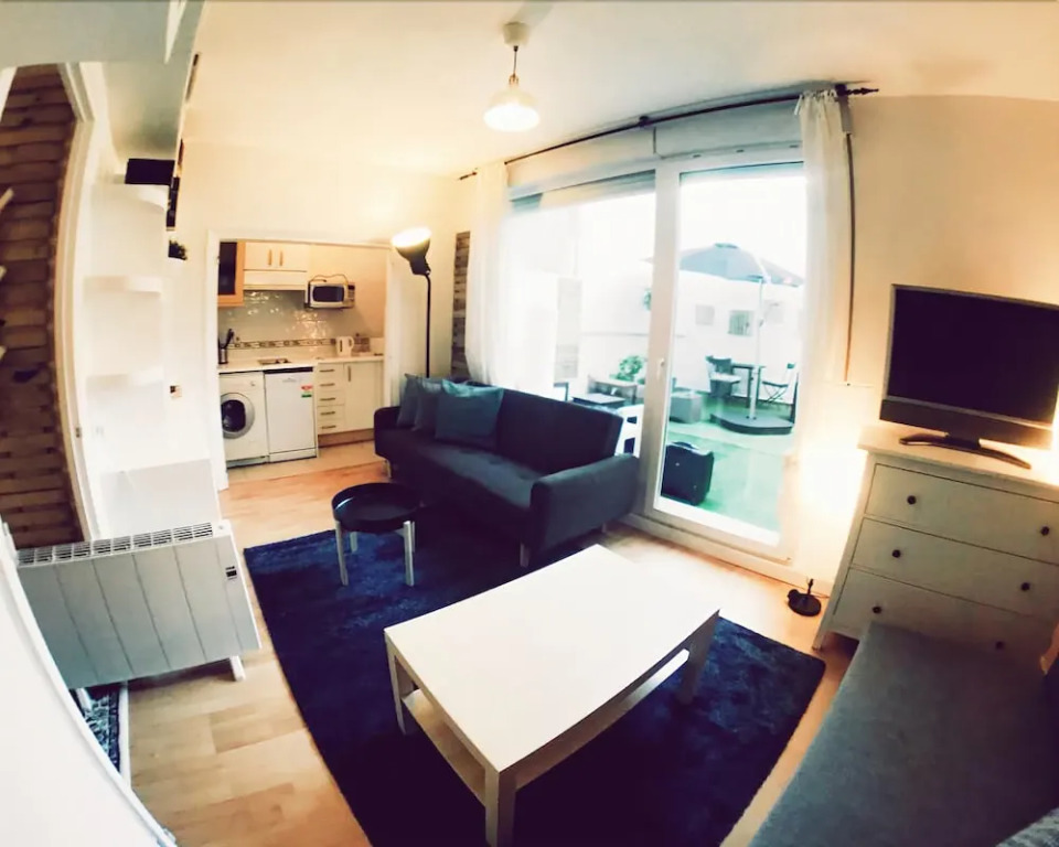 Lollipop Flats City Center Petite Suite III